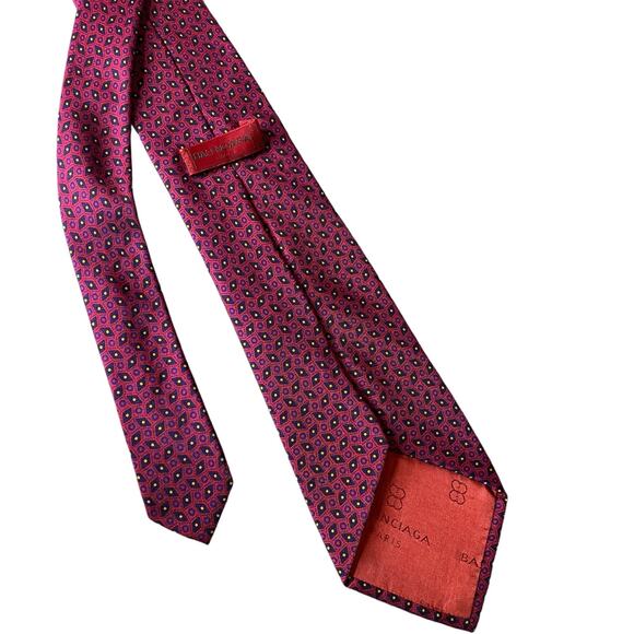 Balenciaga 100% Silk Necktie LUXURY Made in Italy Red with Blue Geometric Tie - Picture 7 of 16